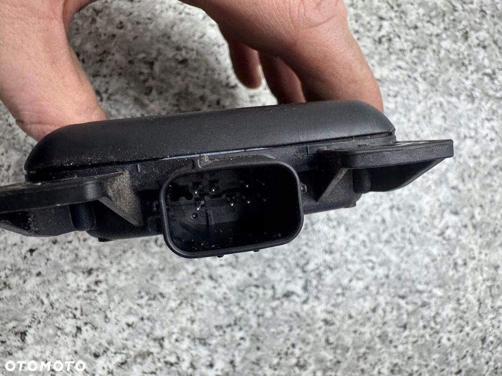 sensor czujnik martwego pola prawy suzuki s-cross ii 2021- 3f500-63t01 - 4