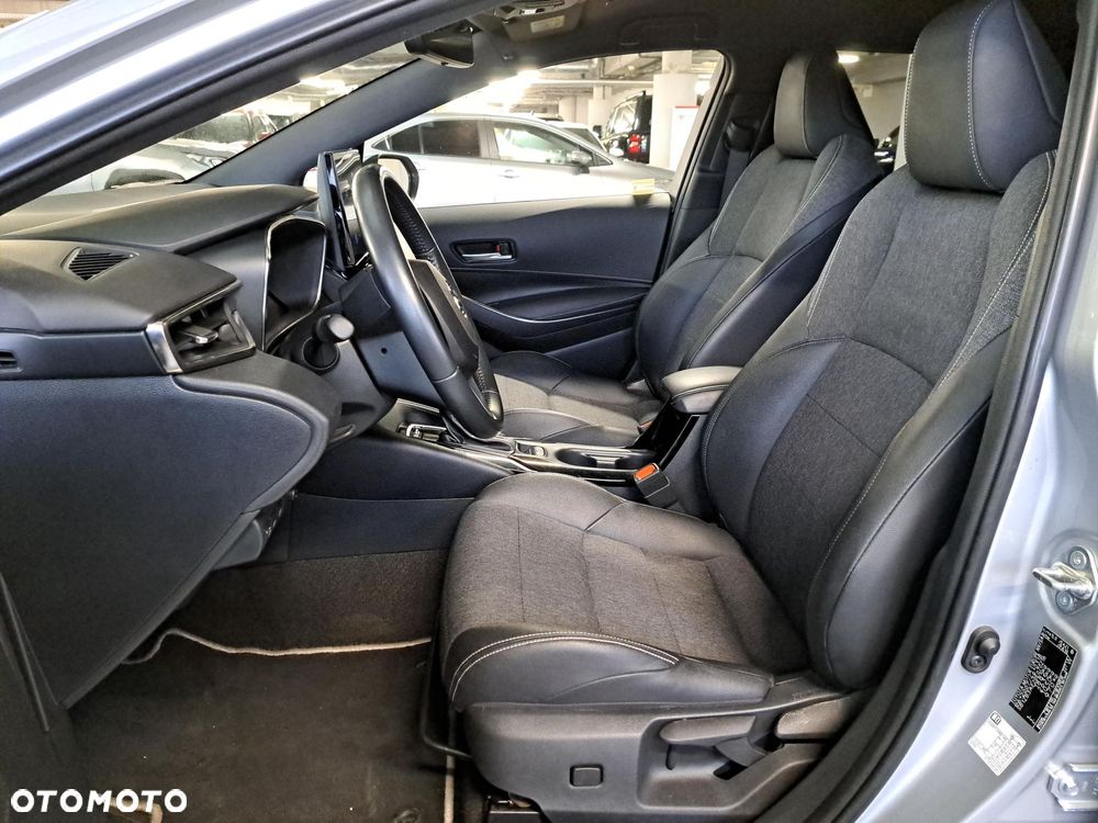 Toyota Corolla 1.8 Hybrid Style - 31