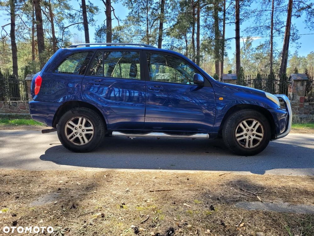 Toyota RAV4 1.8 VVT-i 4x2 - 12