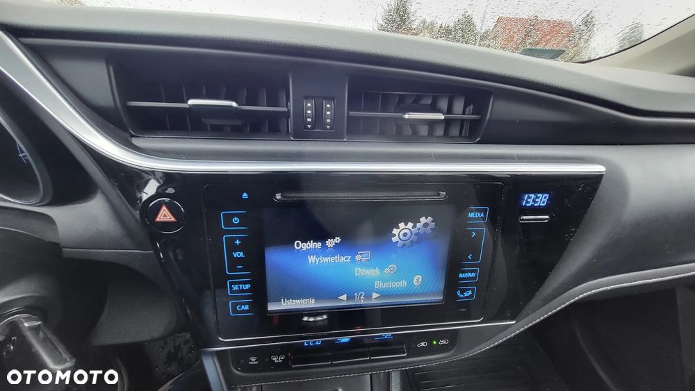 Toyota Auris 1.6 D-4D Dynamic - 6