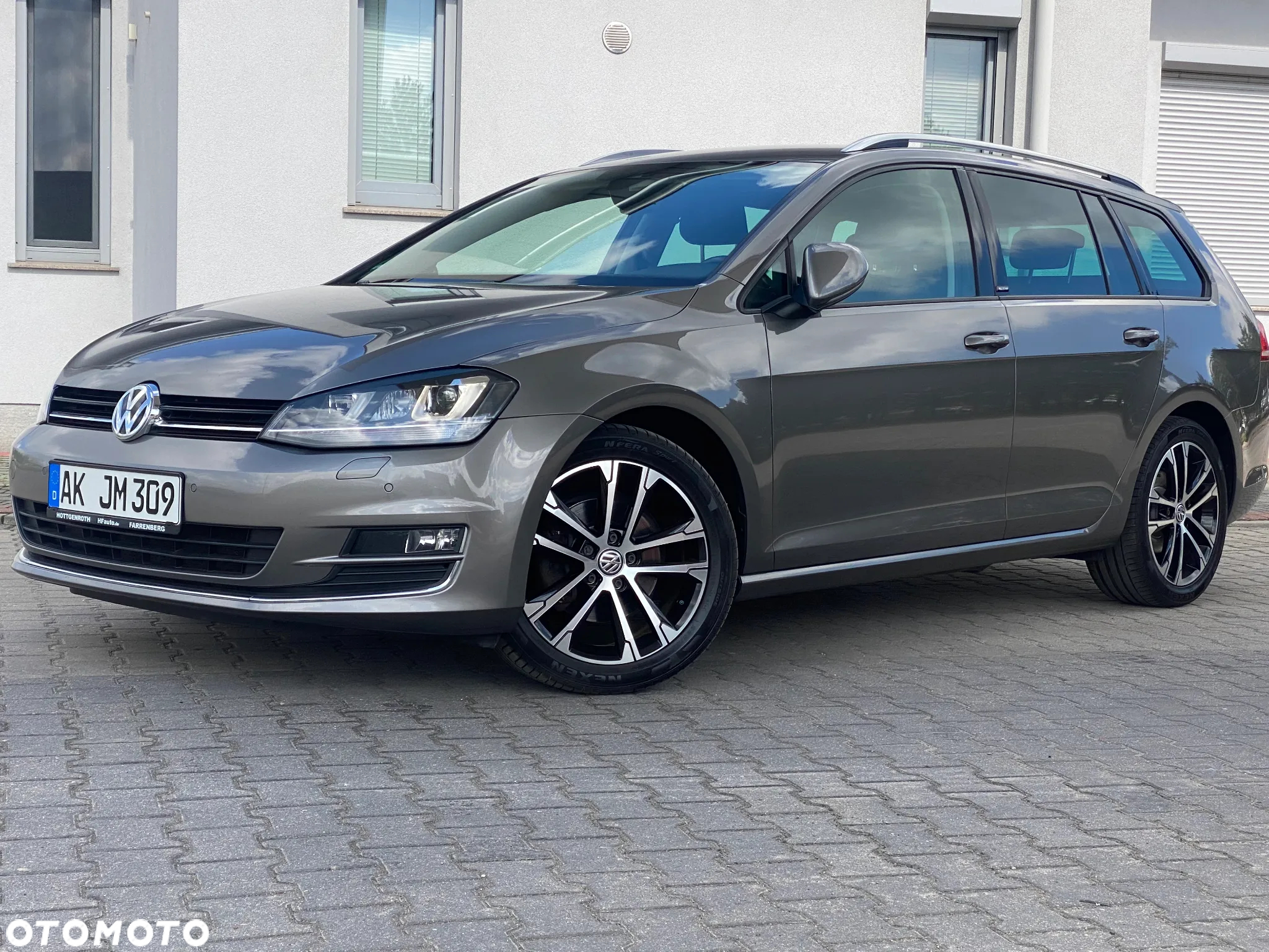 Volkswagen Golf - 3