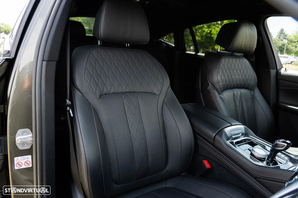 BMW X6 30 d xDrive Pack M - 32
