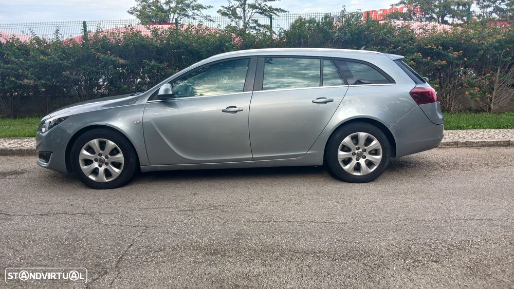 Opel Insignia Sports Tourer 2.0 CDTi Executive S/S - 16