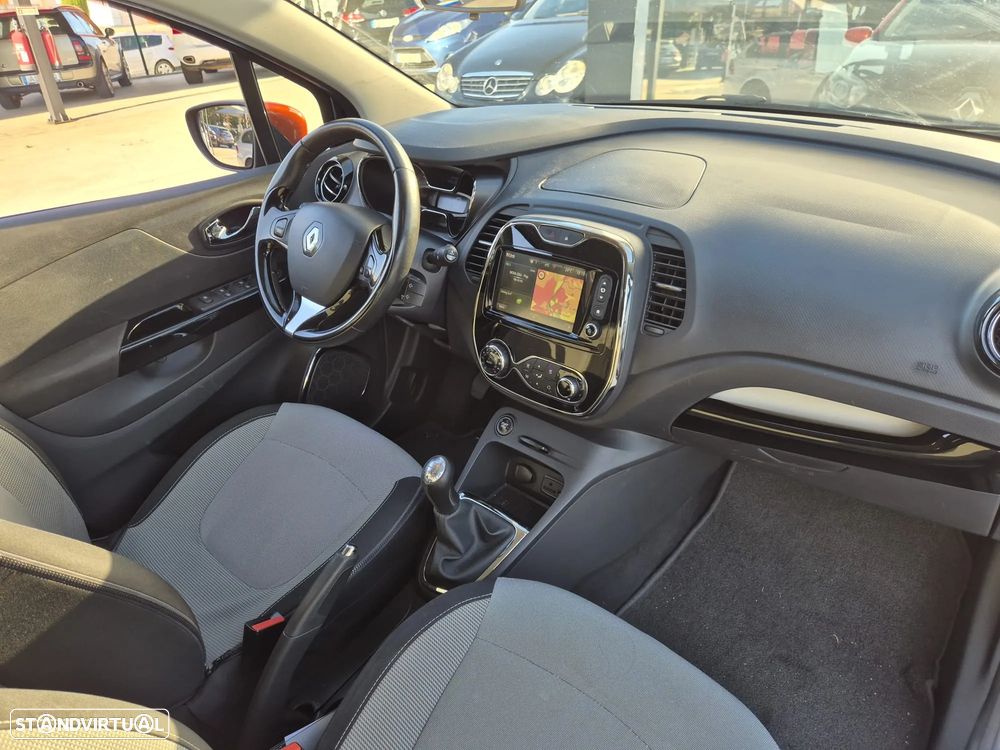 Renault Captur 1.5 dCi Exclusive - 12