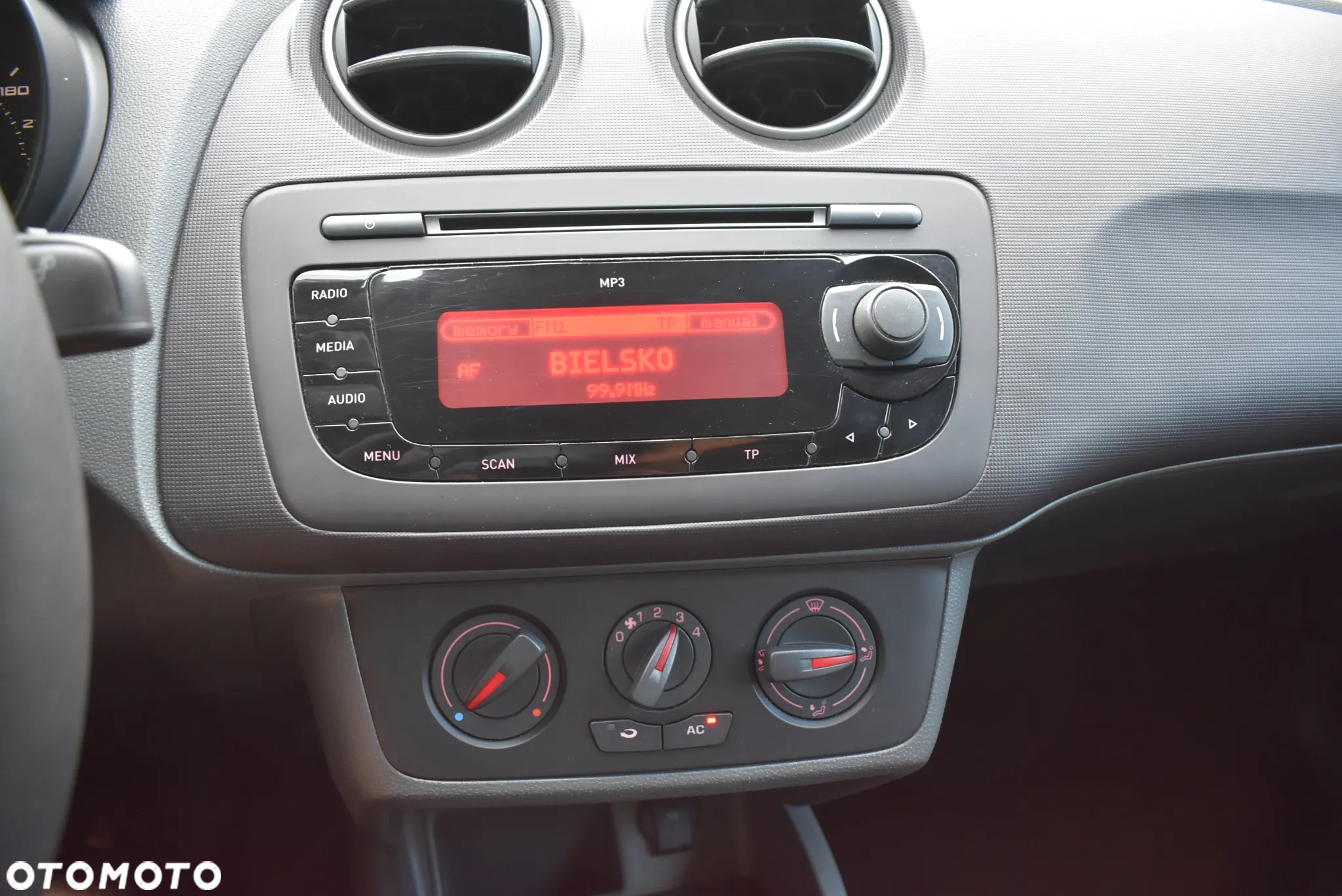 Seat Ibiza 1.4 16V Style - 14