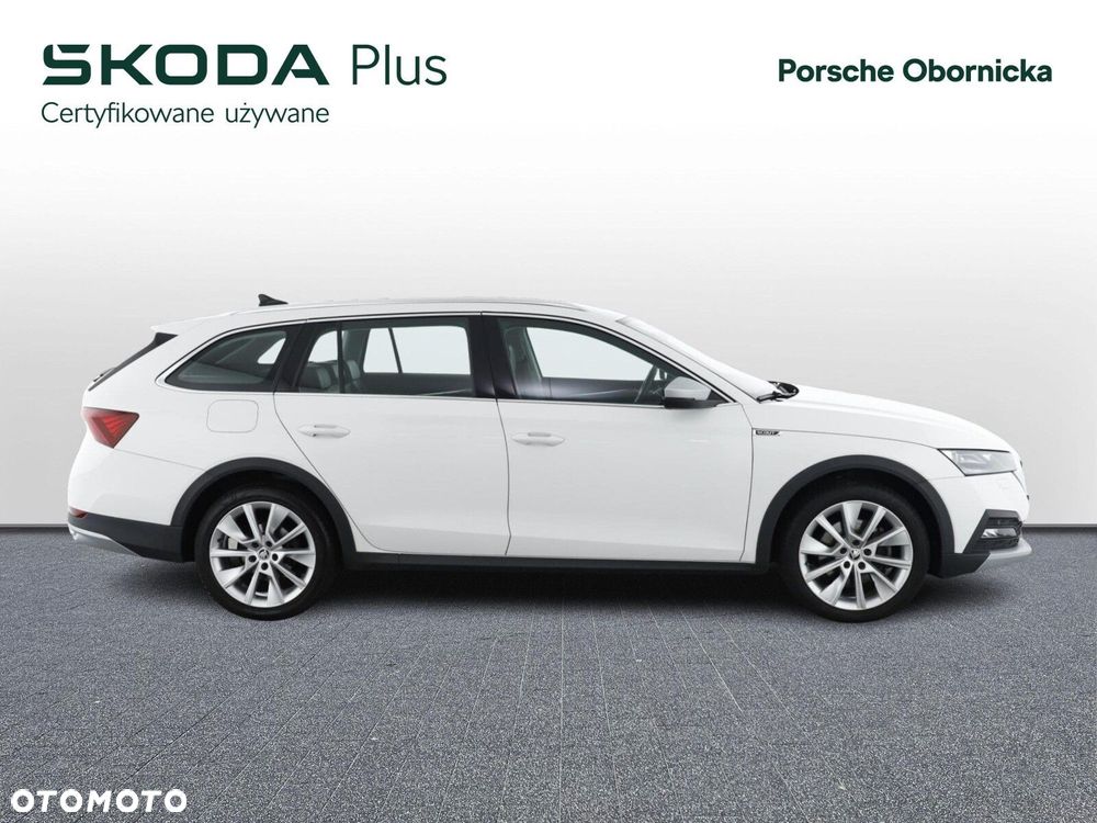 Skoda Octavia 2.0 TDI 4x4 Scout DSG - 3