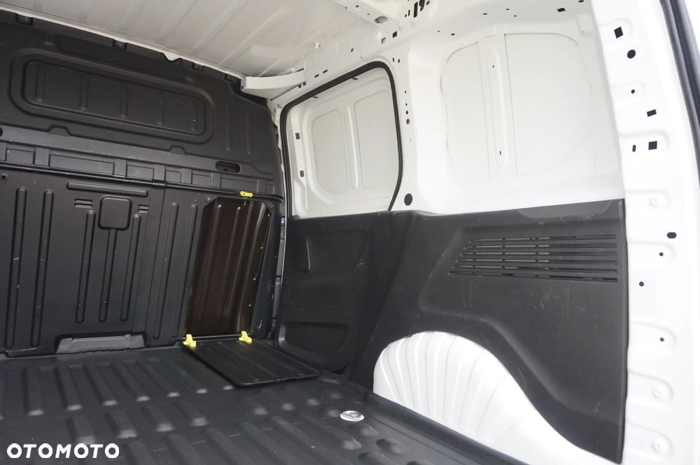 Peugeot PARTNER VAN 3 osobowy VAT-1 MOCNY SILNIK 1.6HDI 100KM EURO-6 - 29
