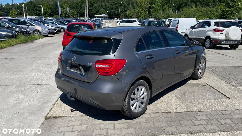 Mercedes-Benz Klasa A 180 CDI (BlueEFFICIENCY) - 4