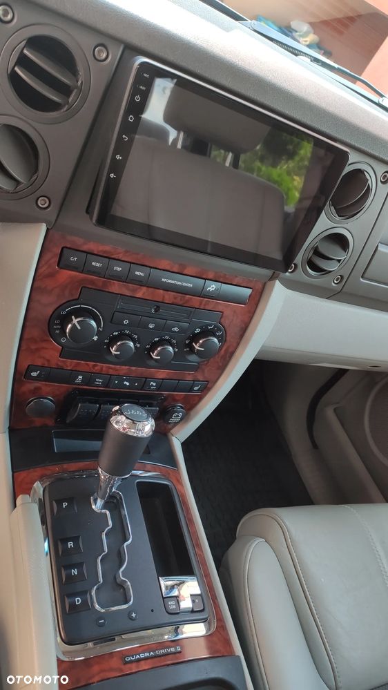 Jeep Commander 5.7 V8 HEMI Automatik Limited - 14