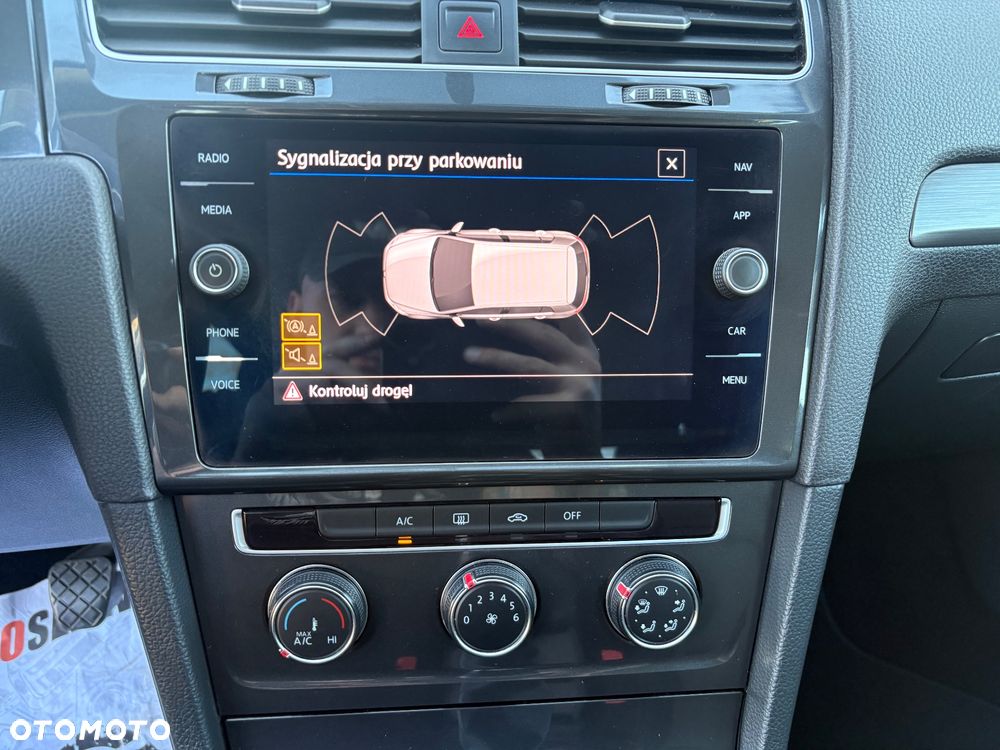 Volkswagen Golf 1.6 TDI SCR IQ.DRIVE - 25