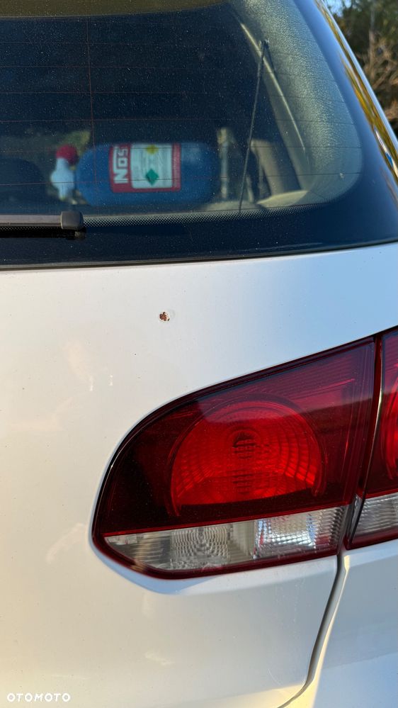Volkswagen Golf - 6