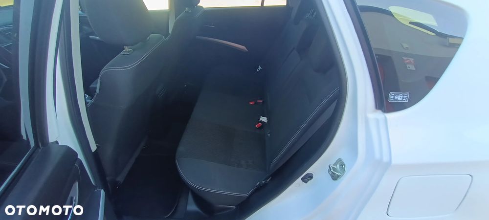 Suzuki S-Cross - 24