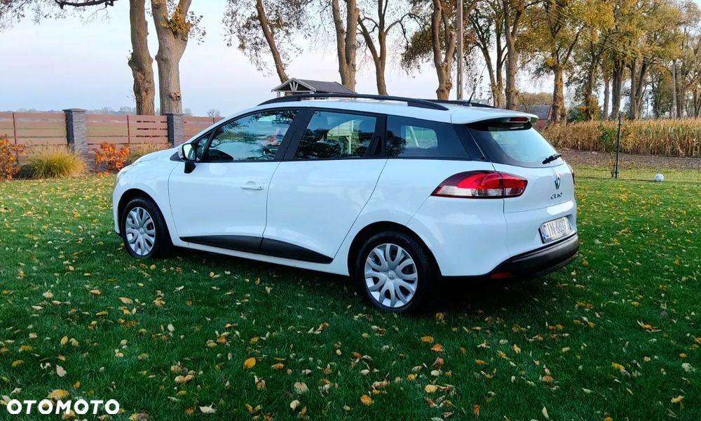 Renault Clio 1.2 16V 75 Experience - 5