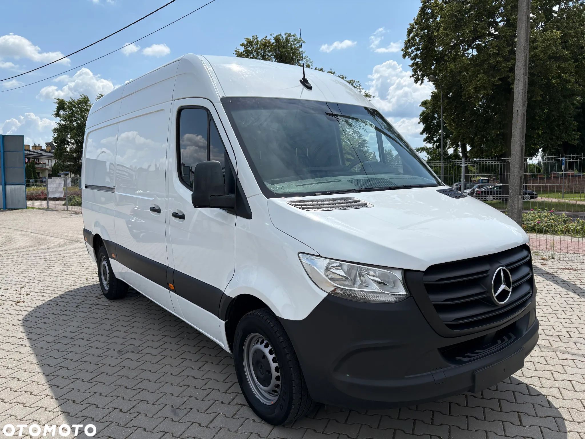Mercedes-Benz Sprinter 315 317 - 1