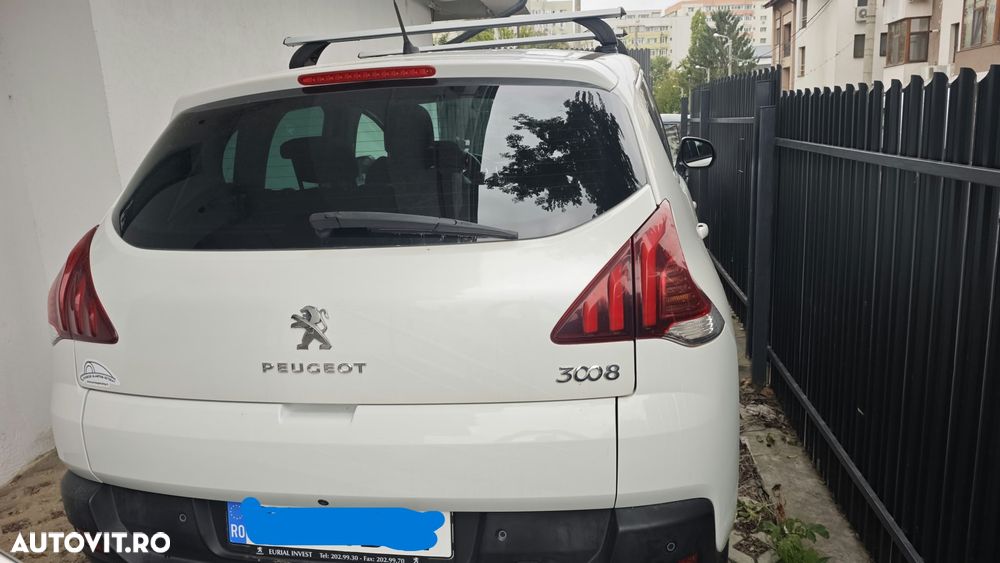 Peugeot 3008 1.6 HDI FAP Allure - 6