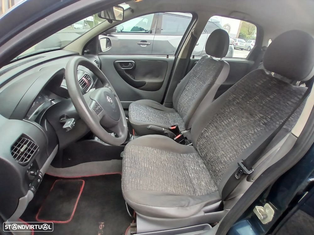 Opel Corsa 1.2 16V Confort - 6