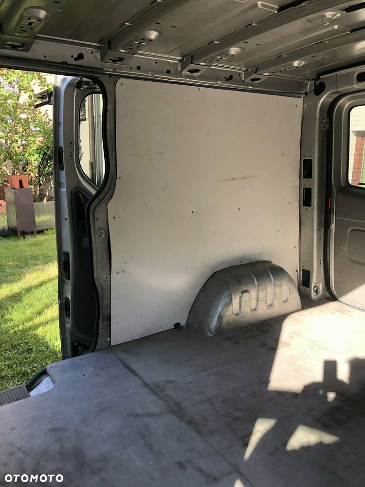 Renault Trafic - 9