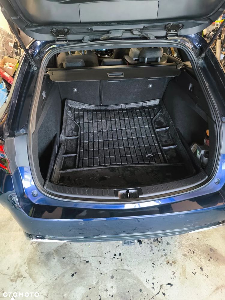 Toyota Corolla 1.8 Hybrid Comfort - 13