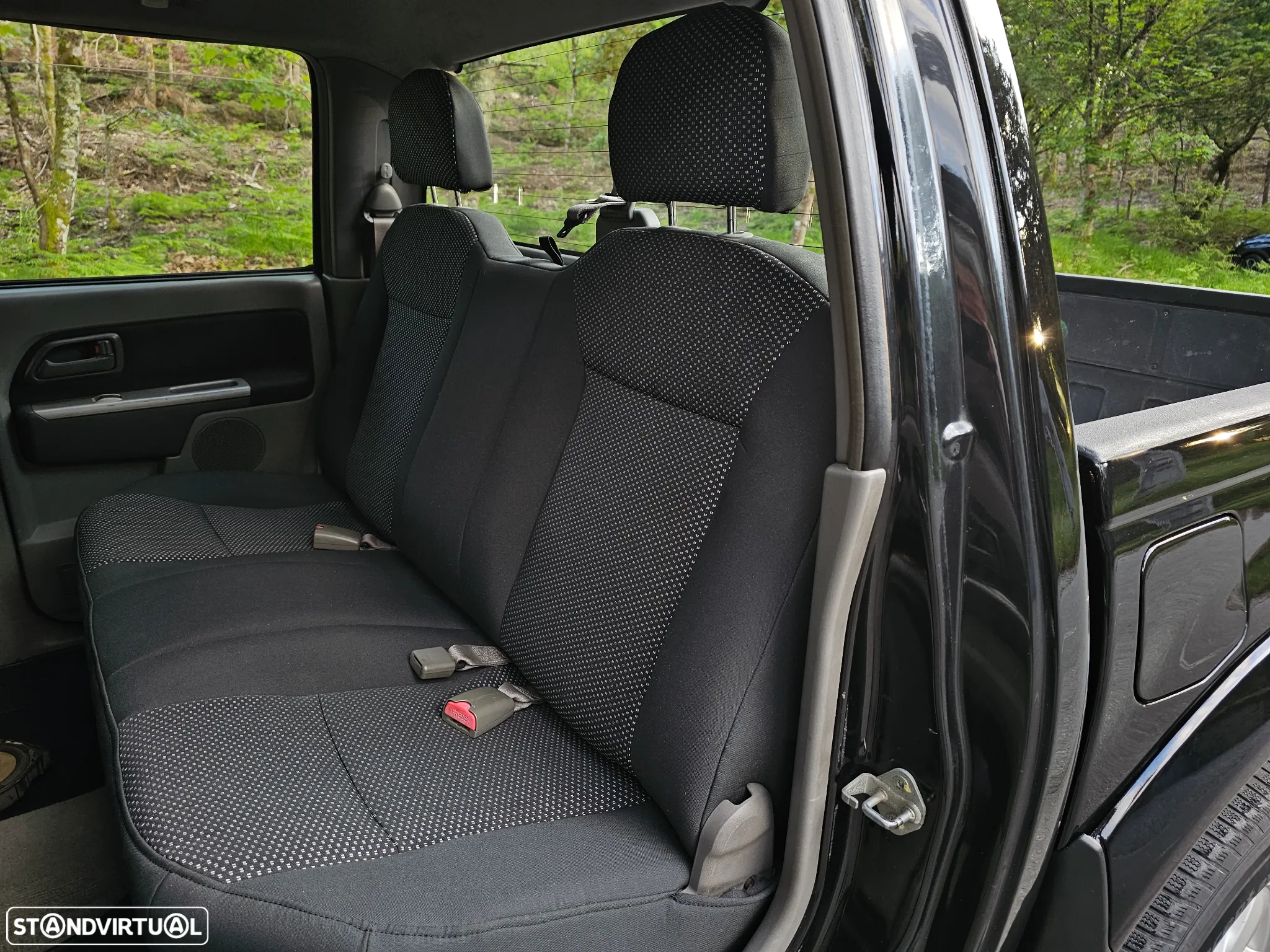 Isuzu D-Max 2.5 DTi CD 4WD LS - 27