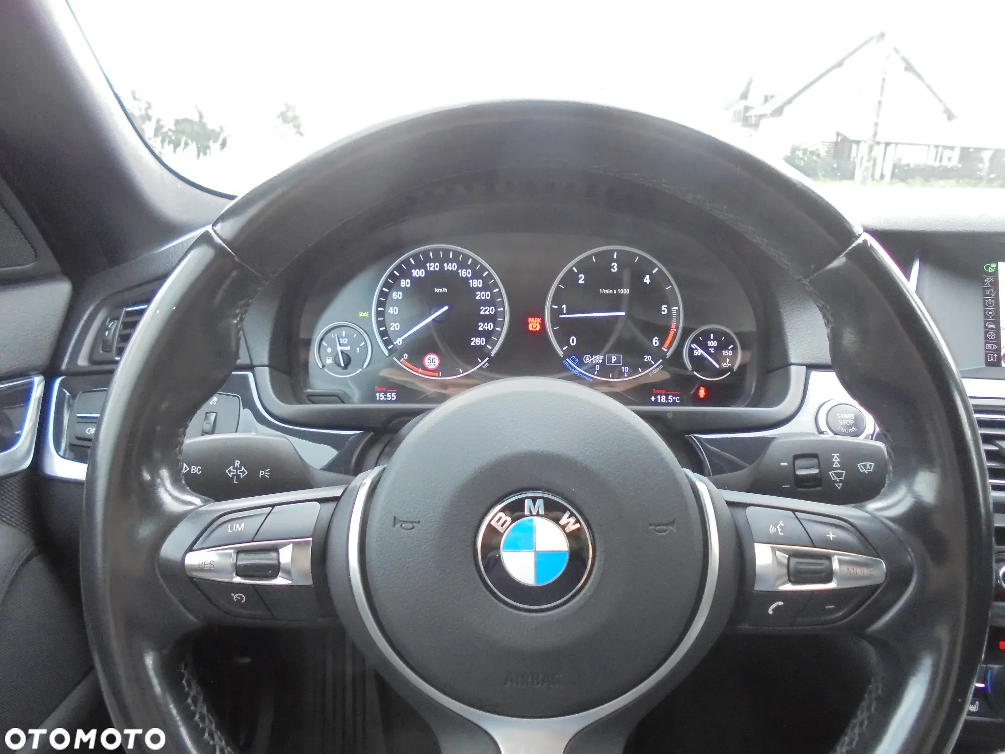 BMW Seria 5 520d Touring Luxury Line - 22