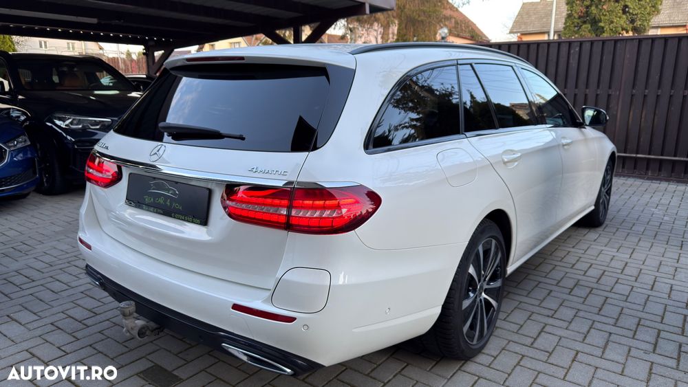 Mercedes-Benz E 300 de 4Matic 9G-TRONIC - 27