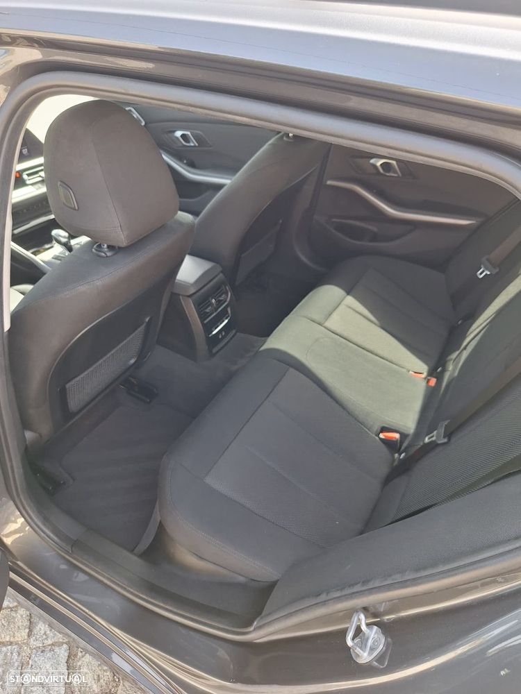 BMW 330 e Line Sport Auto - 15