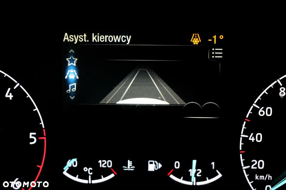 Ford Tourneo Connect Gr 1.5 TDCi Titanium - 28