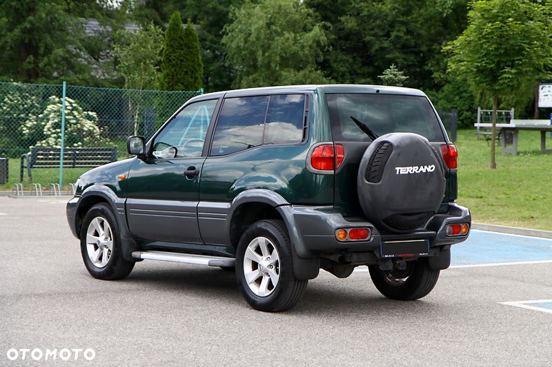 Nissan Terrano - 4