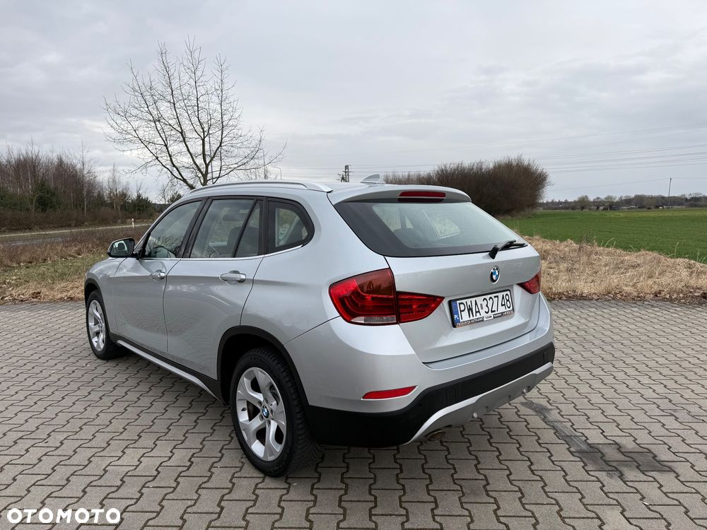 BMW X1 sDrive16d Sport Line - 17