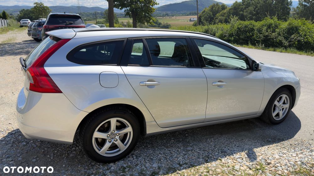 Volvo V60 D2 Edition - 33