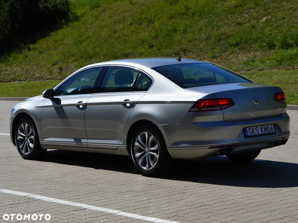 Volkswagen Passat 1.8 TSI BMT Comfortline DSG - 4