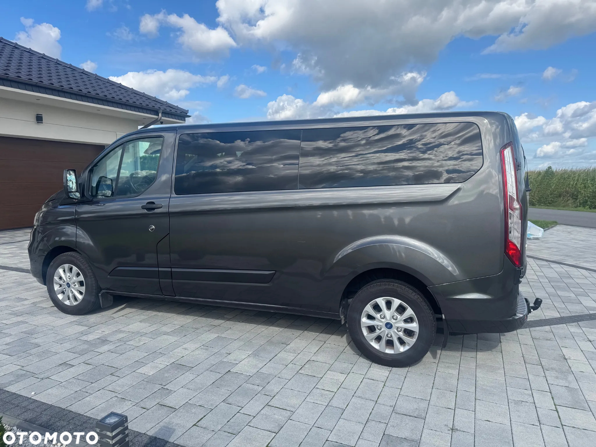 Ford Transit Custom 300 L2H1 LKW VA Autm Trend - 9