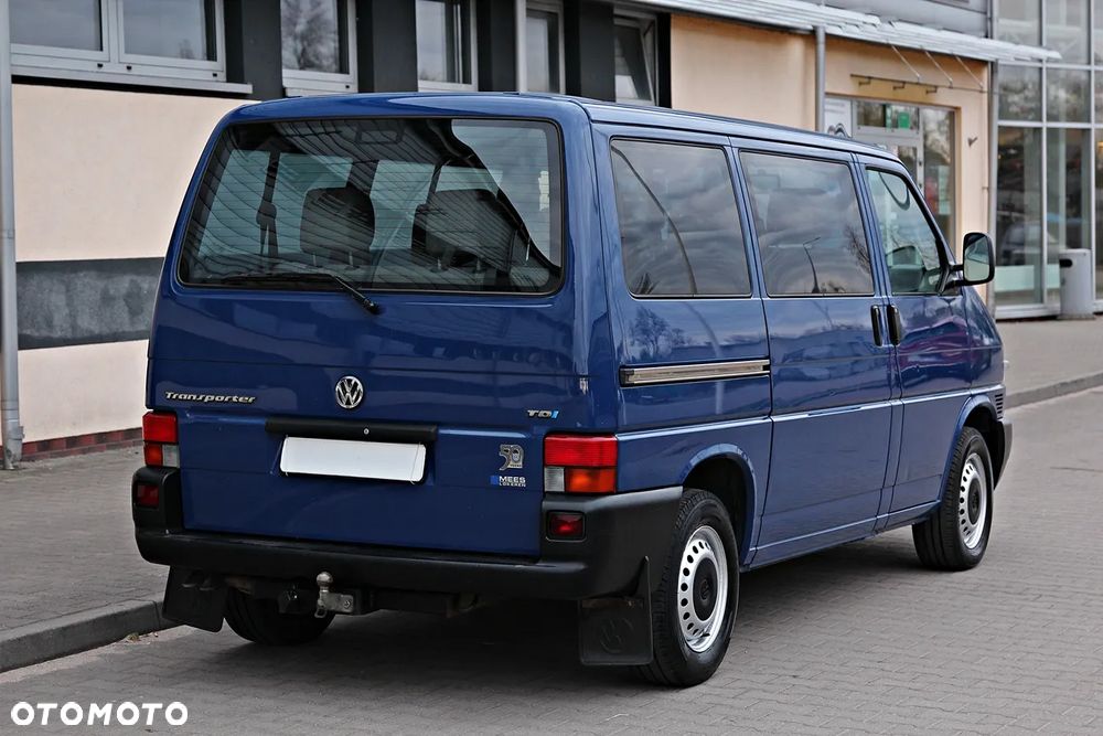 Volkswagen Transporter - 3