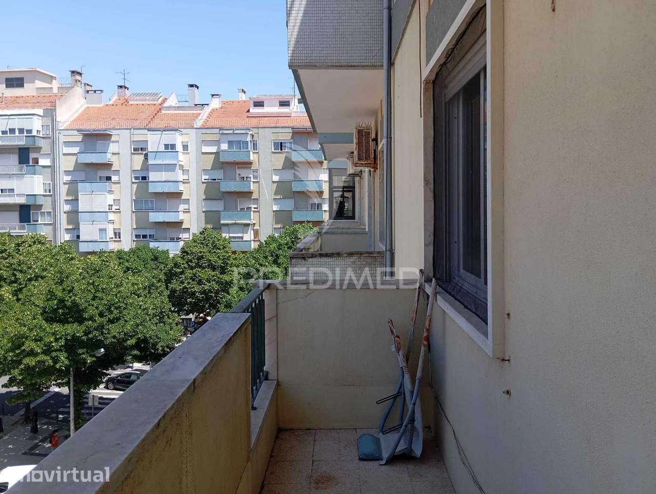Apartamento Lisboa Benfica T3 com 2 wc e varanda - Grande imagem: 2/19