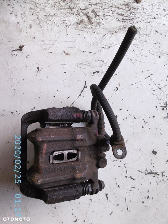 ZACISK TYŁ TYLNY LEWY Honda Accord VII BEZ RĘCZNEGO - 1