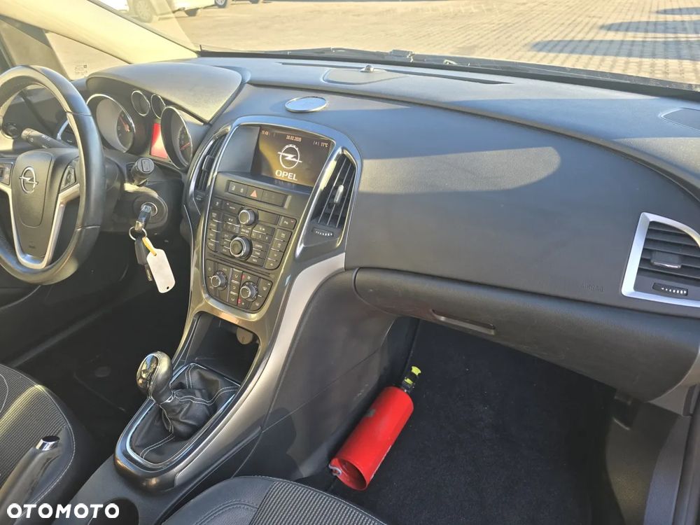 Opel Astra 1.7 CDTI DPF Cosmo - 10