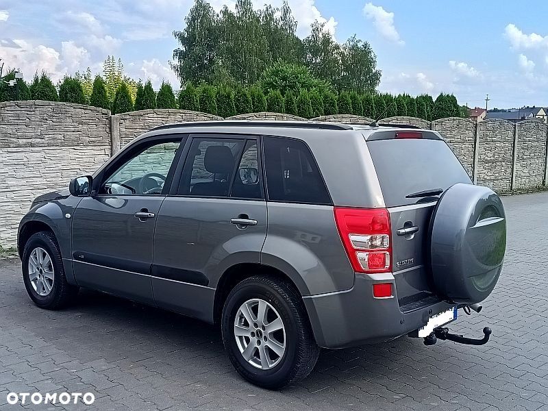 Suzuki Grand Vitara 2.0 TD - 3