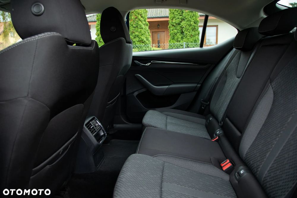 Skoda Octavia 2.0 TDI Active - 19