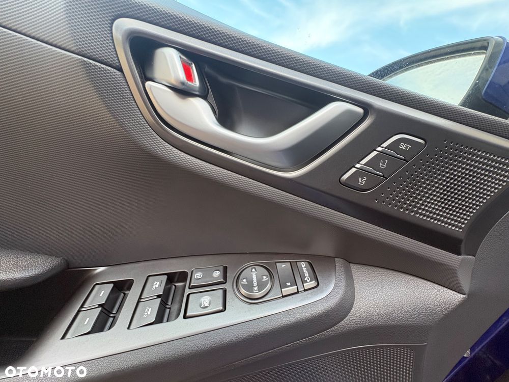 Hyundai IONIQ 1.6 GDI Premium - 8