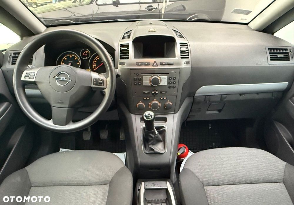 Opel Zafira - 21
