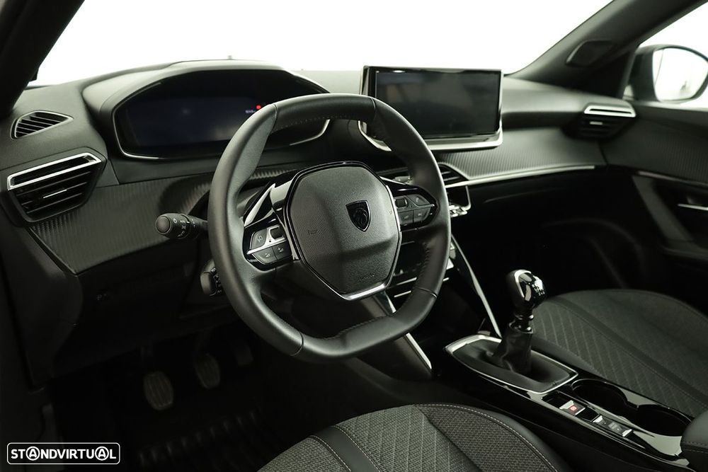 Peugeot 2008 1.2 PureTech Allure - 7