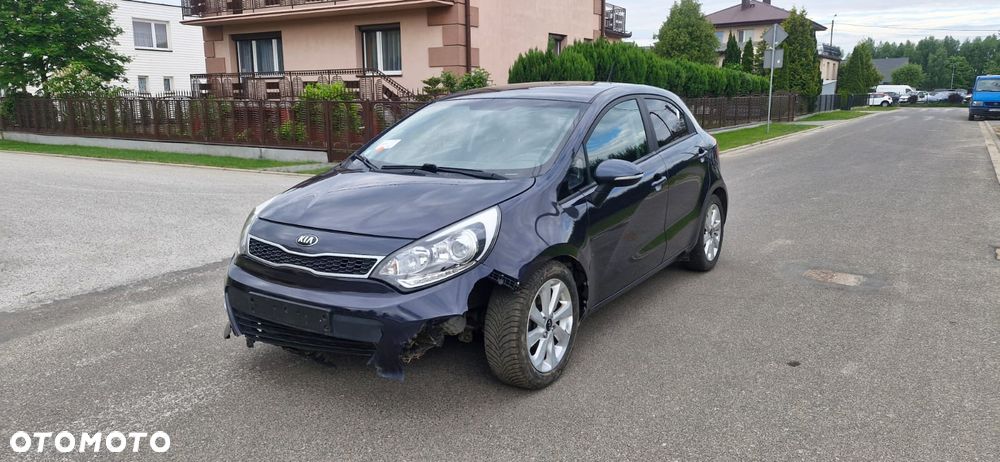 Kia Rio 1.4 CRDI Fifa World Cup Edition - 6
