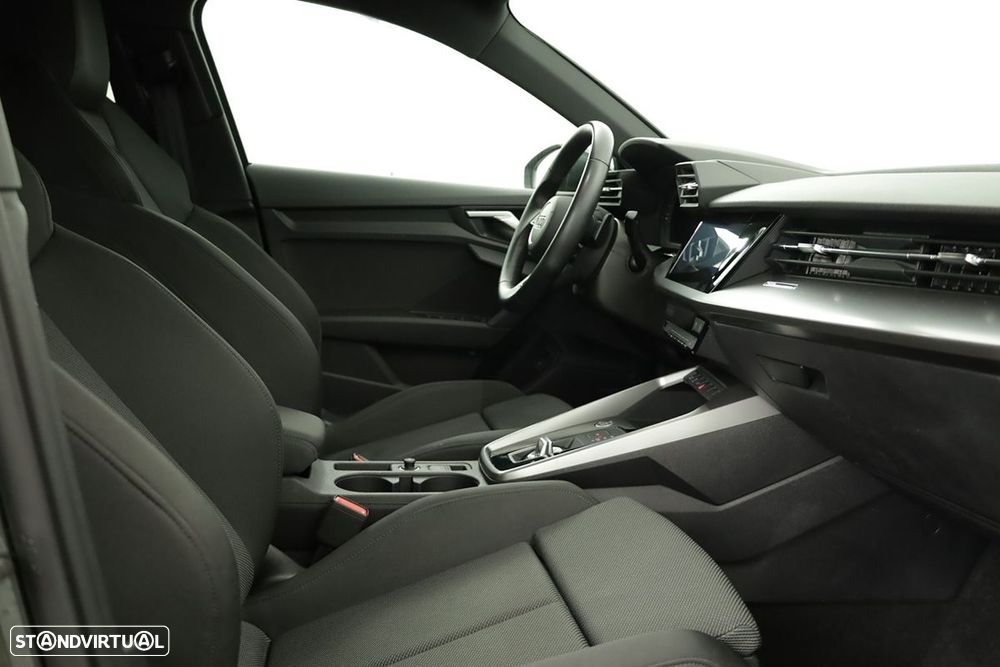 Audi A3 Sportback 45 TFSIe S line - 19