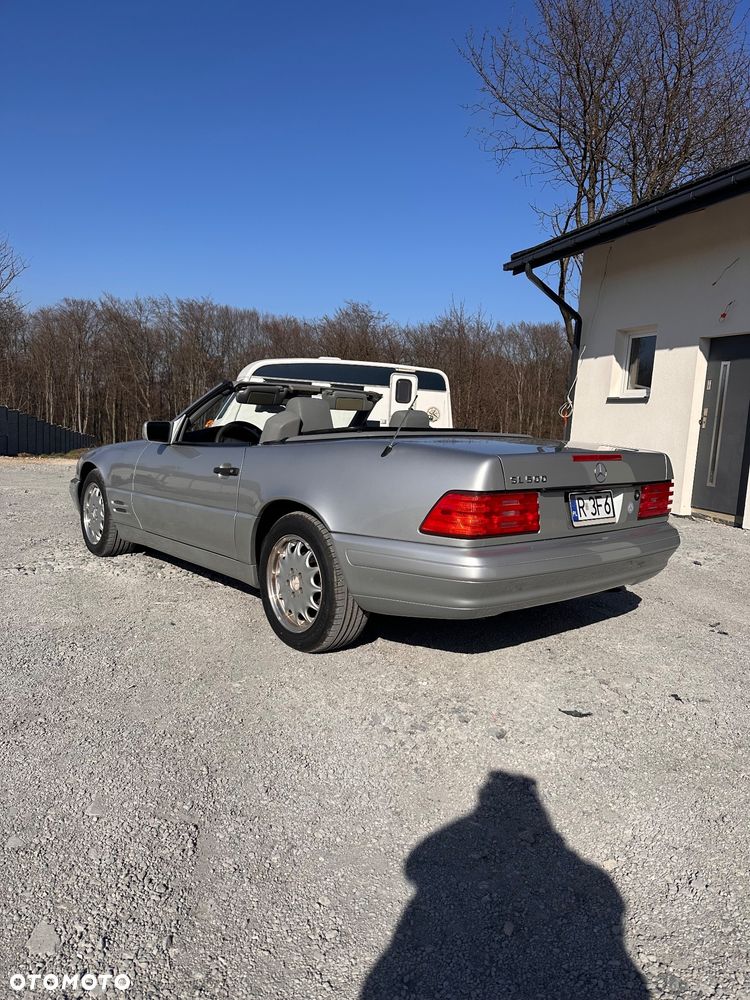 Mercedes-Benz SL - 26