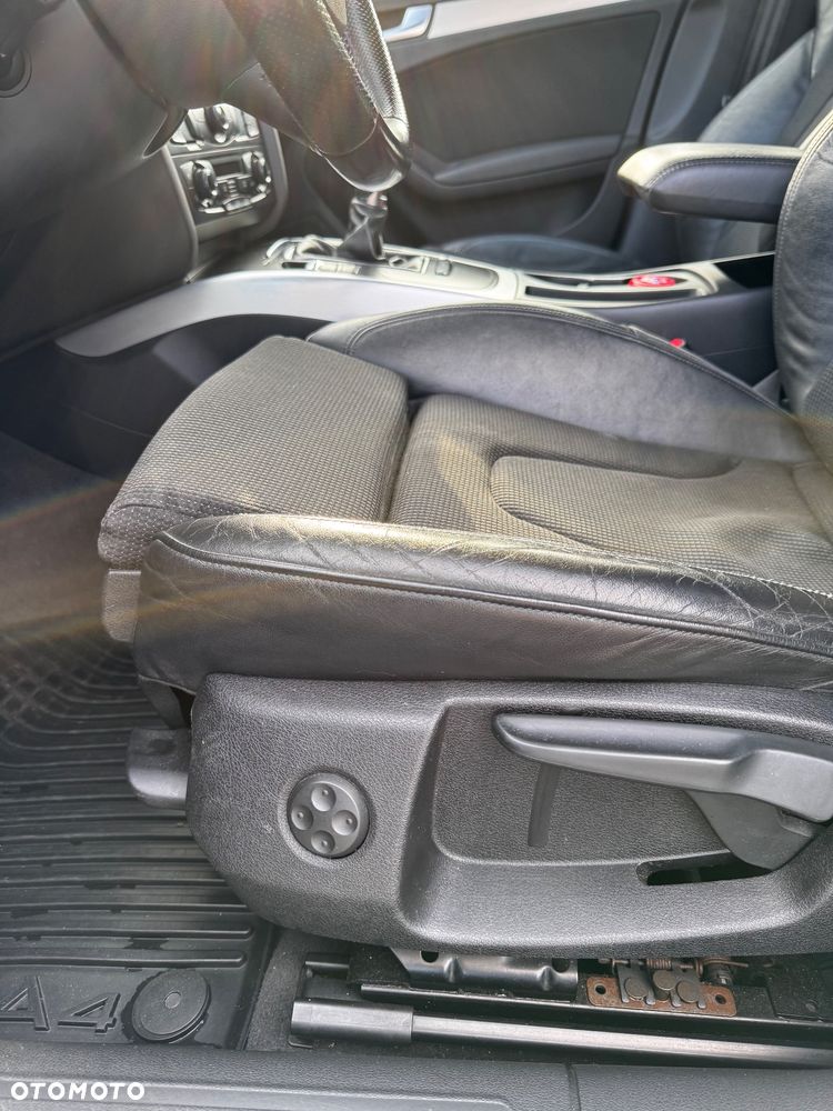 Audi A4 Limousine - 35