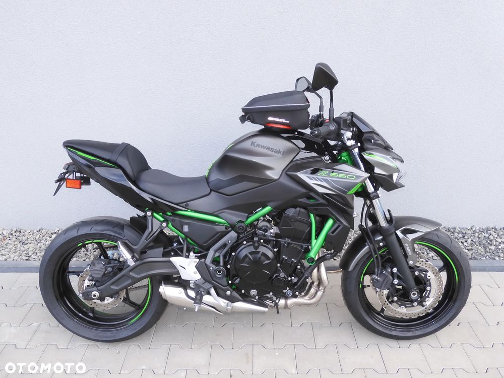Kawasaki Z 650 - 17
