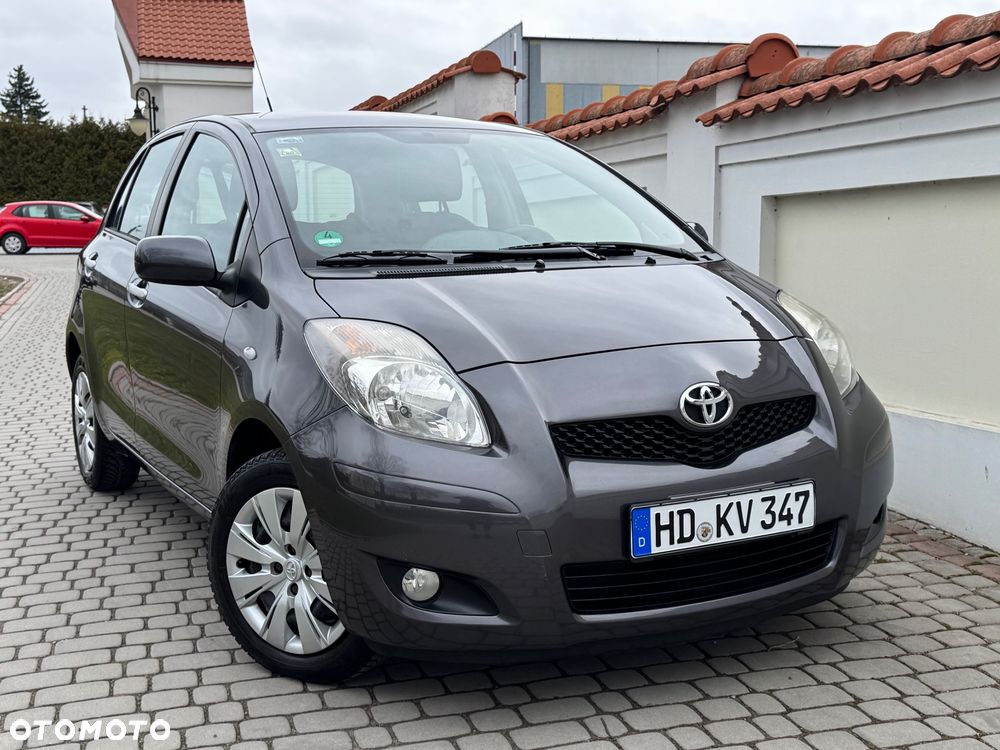Toyota Yaris - 2