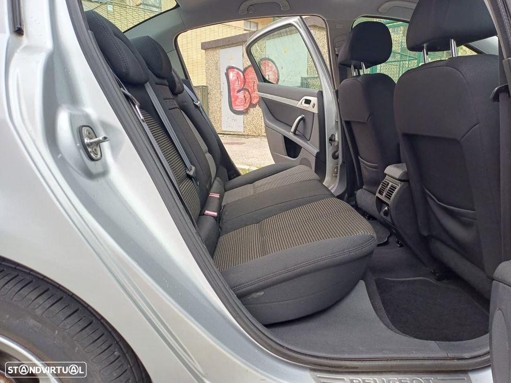Peugeot 407 1.6 HDi Executive - 26