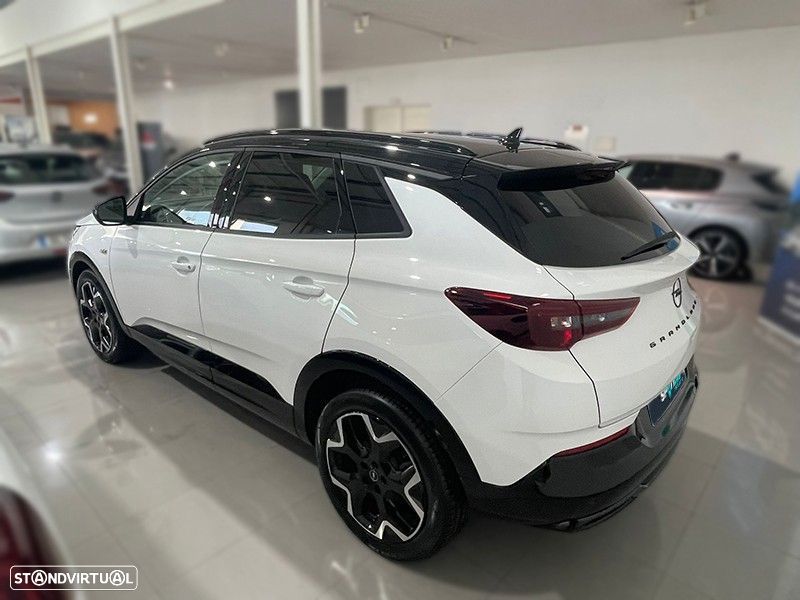 Opel Grandland 1.2 Hybrid GS eDCT - 4