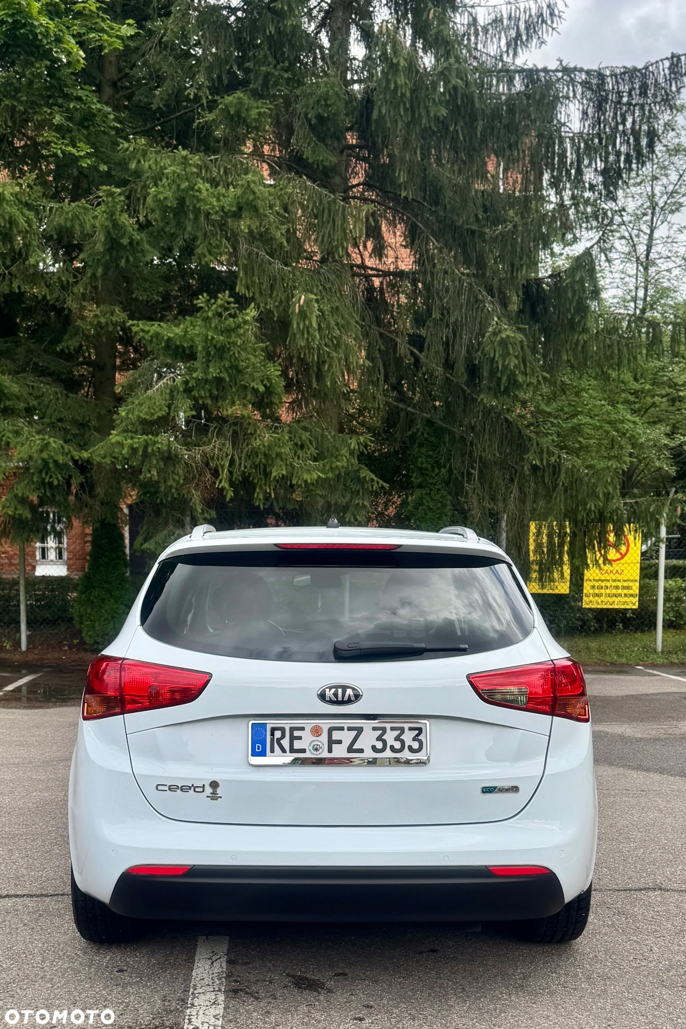 Kia Ceed 1.6 CRDi 128 Fifa World Cup Edition - 17